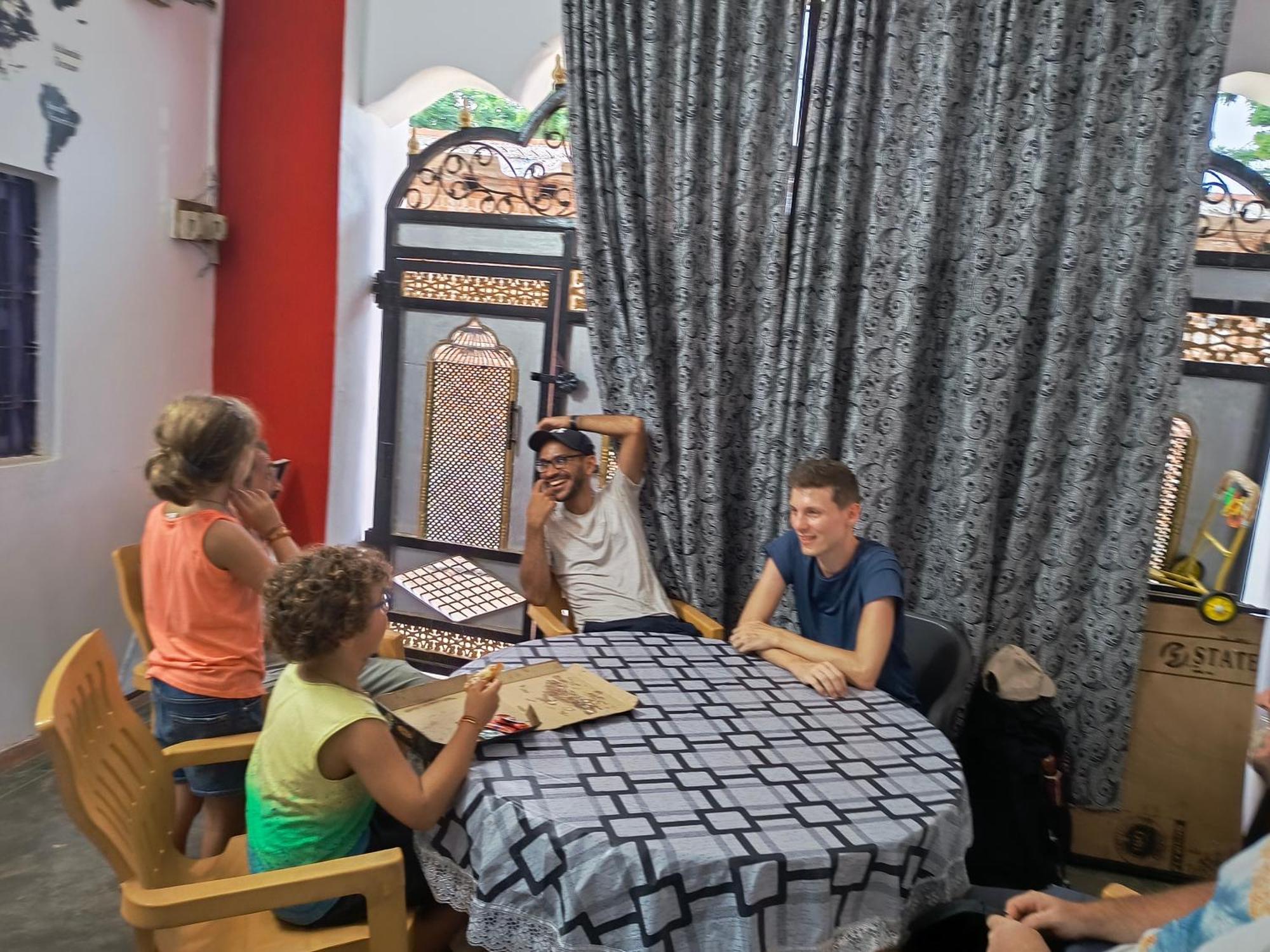 Khajuraho Dreams Homestay Екстериор снимка